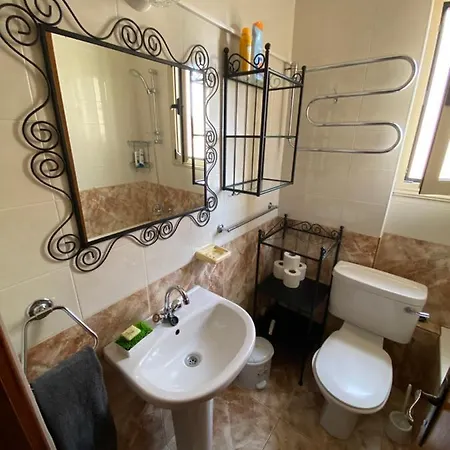 Moutallos Pensjonat Pafos