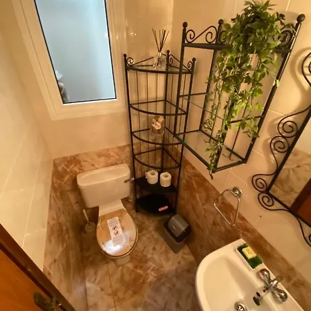 Moutallos Home