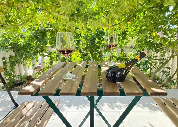 Moutallos Пафос